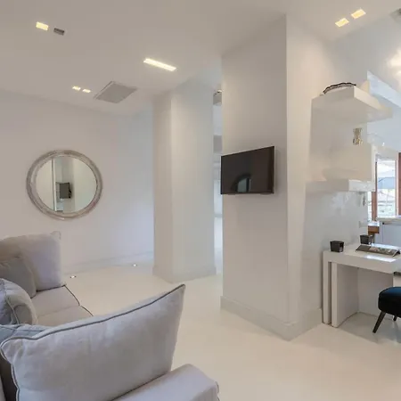 Luxury With Big Terrace In
