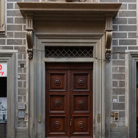 Luxury With Big Terrace In 4*