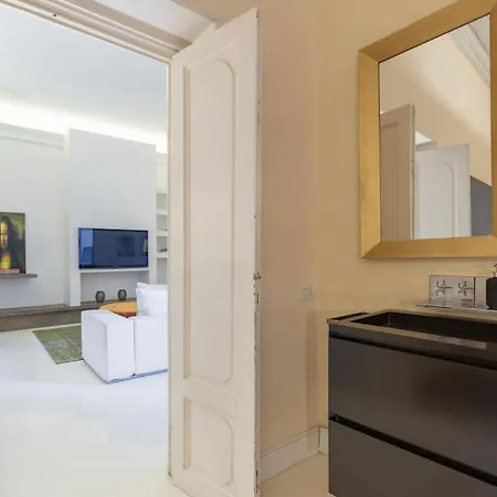 Aparthotel Luxury With Big Terrace In