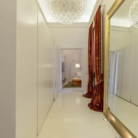 Luxury With Big Terrace In Aparthotel Florence