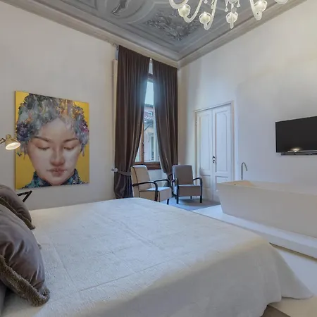 Luxury With Big Terrace In Firenze